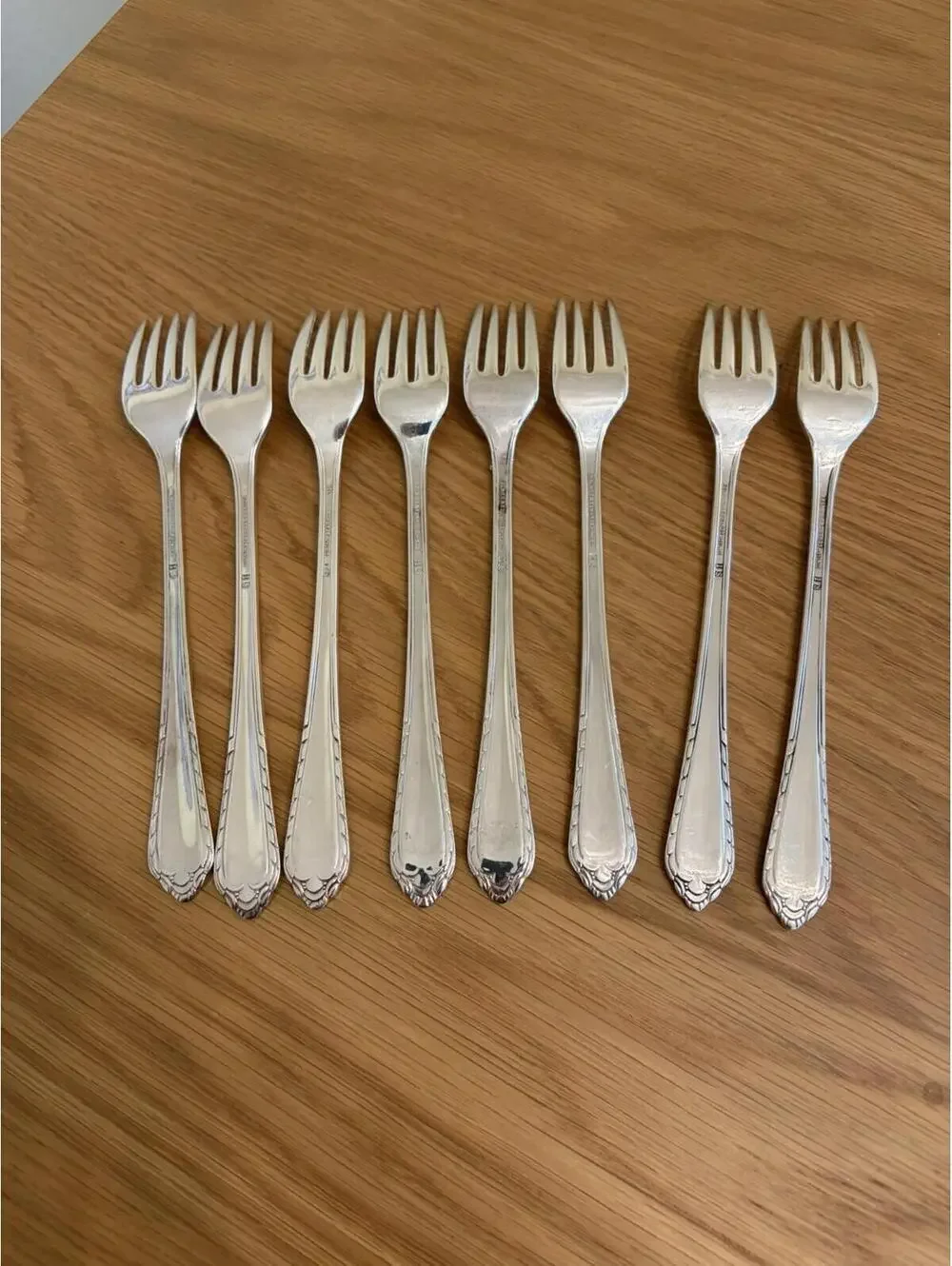 VTG Holmes Edwards IS International Silverplate Masterpiece 1932 8 Dinner Forks